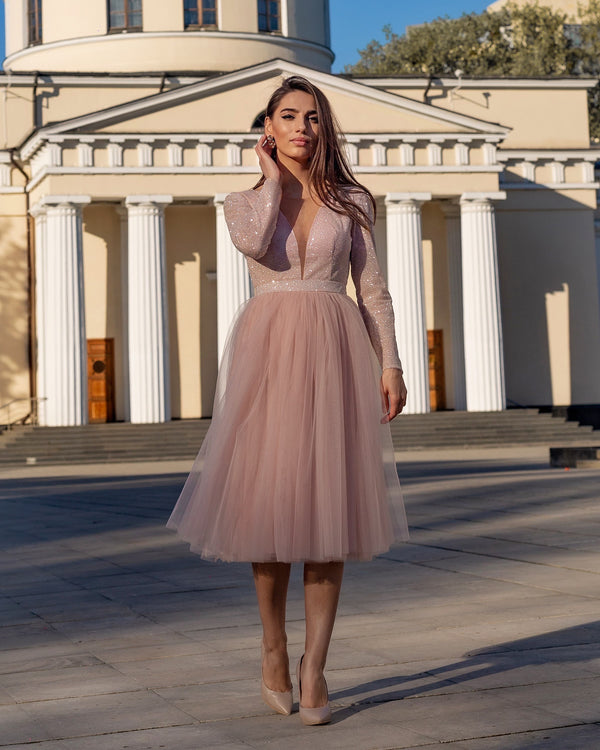 Elegant pink dress with glitter
